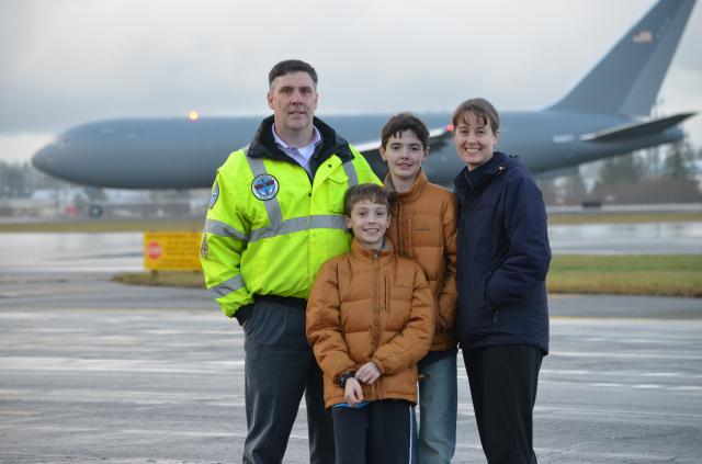 Family_First_Flight_Portrait__141228.JPG