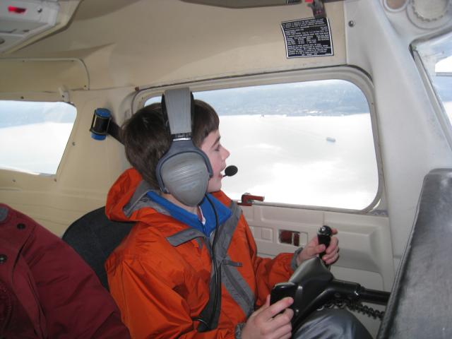 Sean_has_a_good_time_flying_110417.JPG