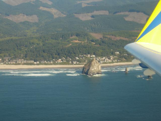 zInvictus_flies_past_Cannon_Beach_060910.JPG